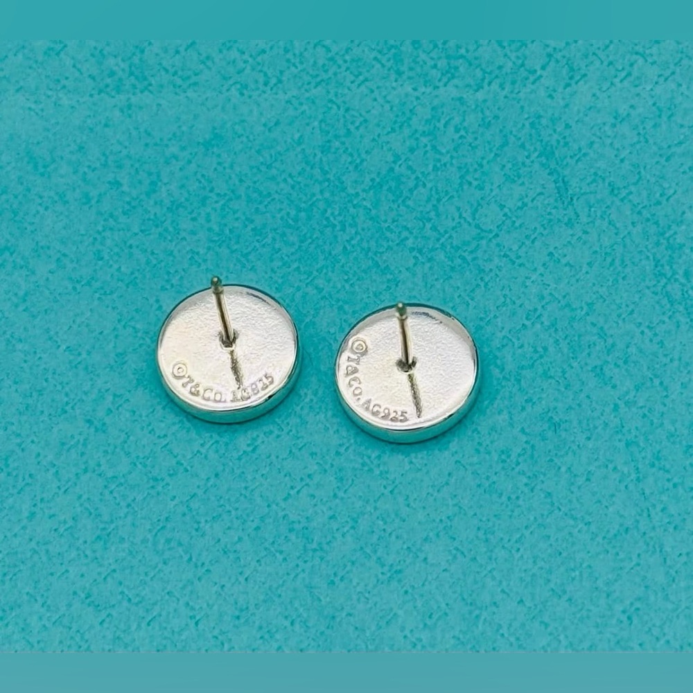 Tiffany & Co SS Round Circle RTT Studs - Picture 4 of 5